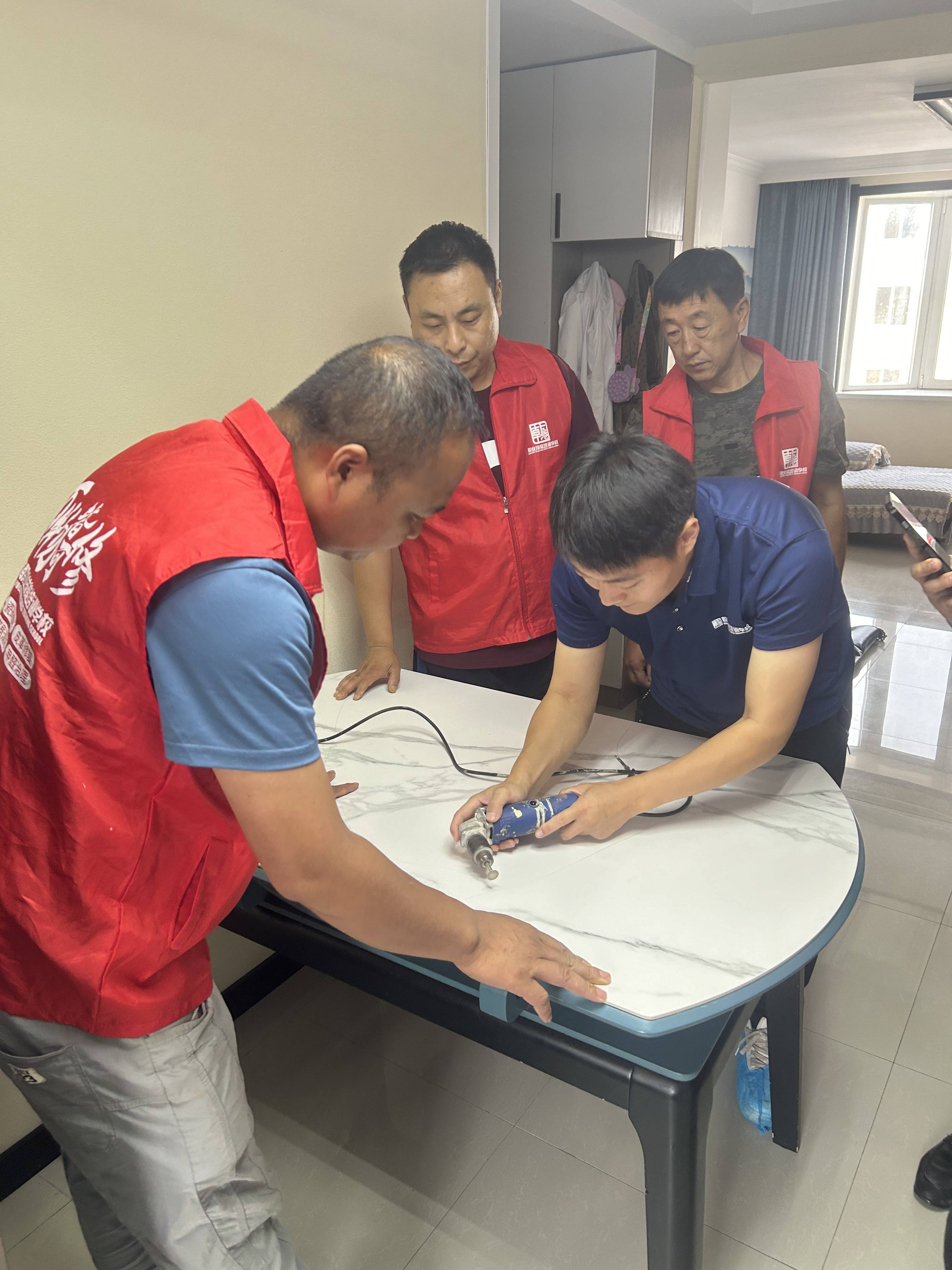 家具修复一般要学多久(家具修复一般要学多久才能学好)