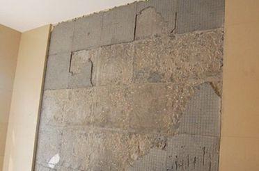 墙砖掉了几块怎么补救呢视频(墙砖掉了几块怎么补救水泥没掉)