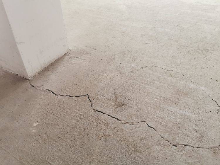 地面瓷砖空鼓不处理可以吗(地面瓷砖空鼓怎样补救最结实)